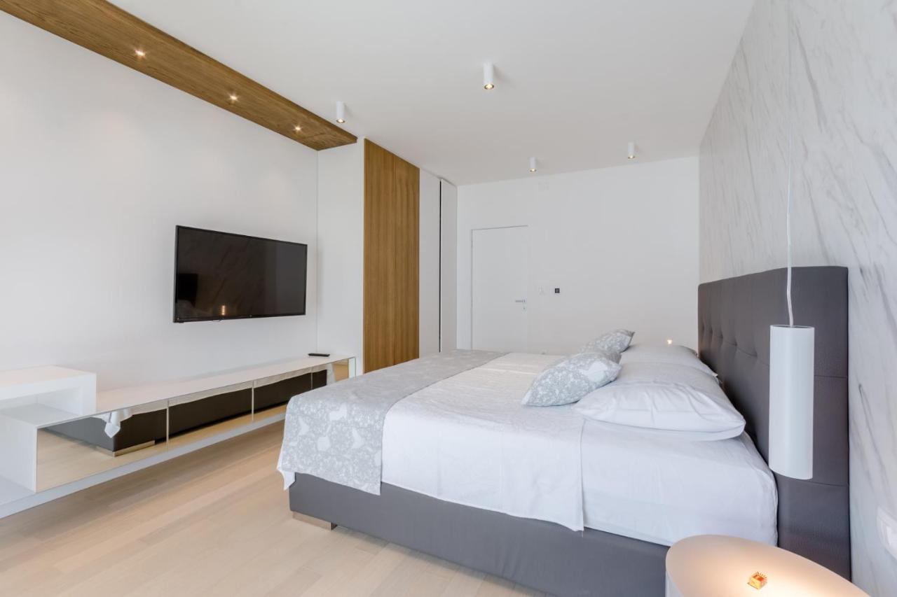 Villa Vitae & Villa Pax Sutivan Zimmer foto